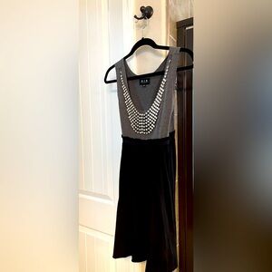 Make any day better with this dress! 👗 💎